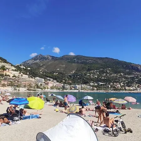 Superbe 2 Pieces A 2 Pas De La Plage,dans La Vieille *