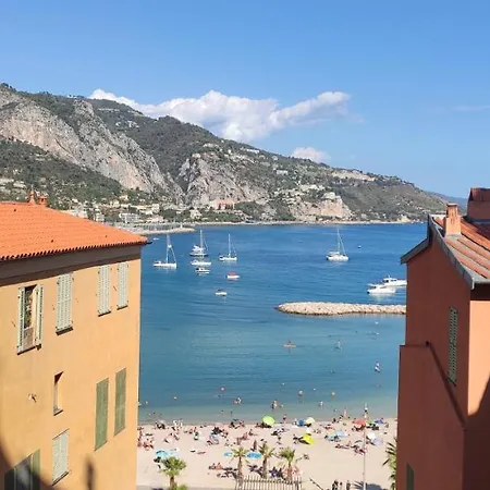 Superbe 2 Pieces A 2 Pas De La Plage,dans La Vieille Apartment